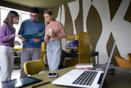 about-colleagues-reading.jpg